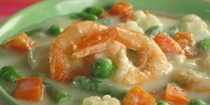 Zeleninová polévka s krevetami