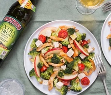 Středomořský brokolicový salát